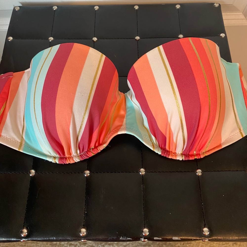 Strapless striped swim top